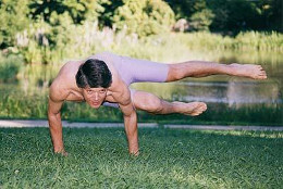 Vítor Rodrigues - Professor do Yoga Vítor Rodrigues - Professor do Yoga